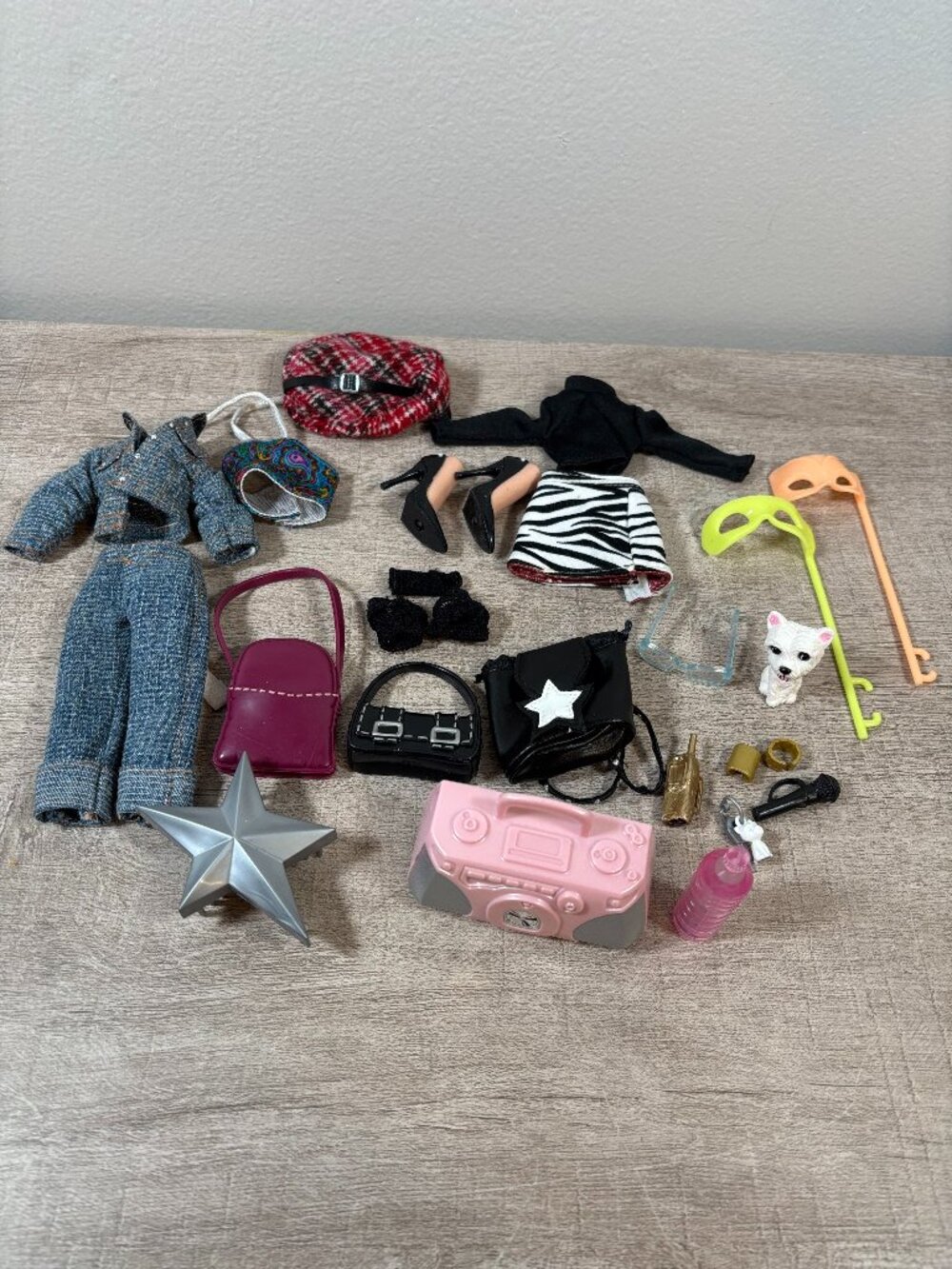 Vintage Bratz Doll Clothing and Accessories Lot
